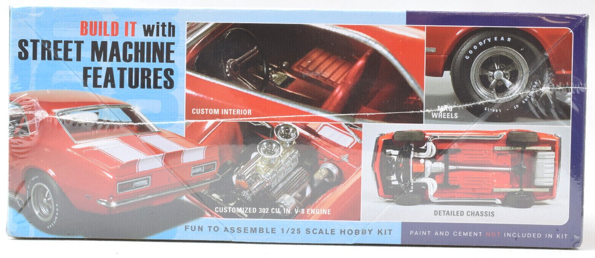 AMT 1968 Chevy Camaro Z-28 1:25 Scale Plastic Model Car Kit
