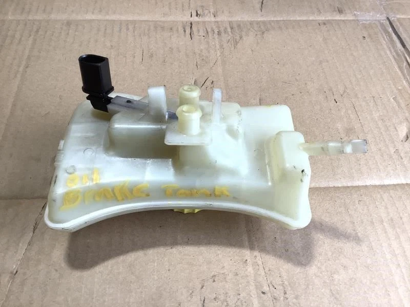 Audi A6 3.2 Quattro 2006 depósito líquido de frenos depósito botella fabricante de equipos originales+ Foto 2 de 4