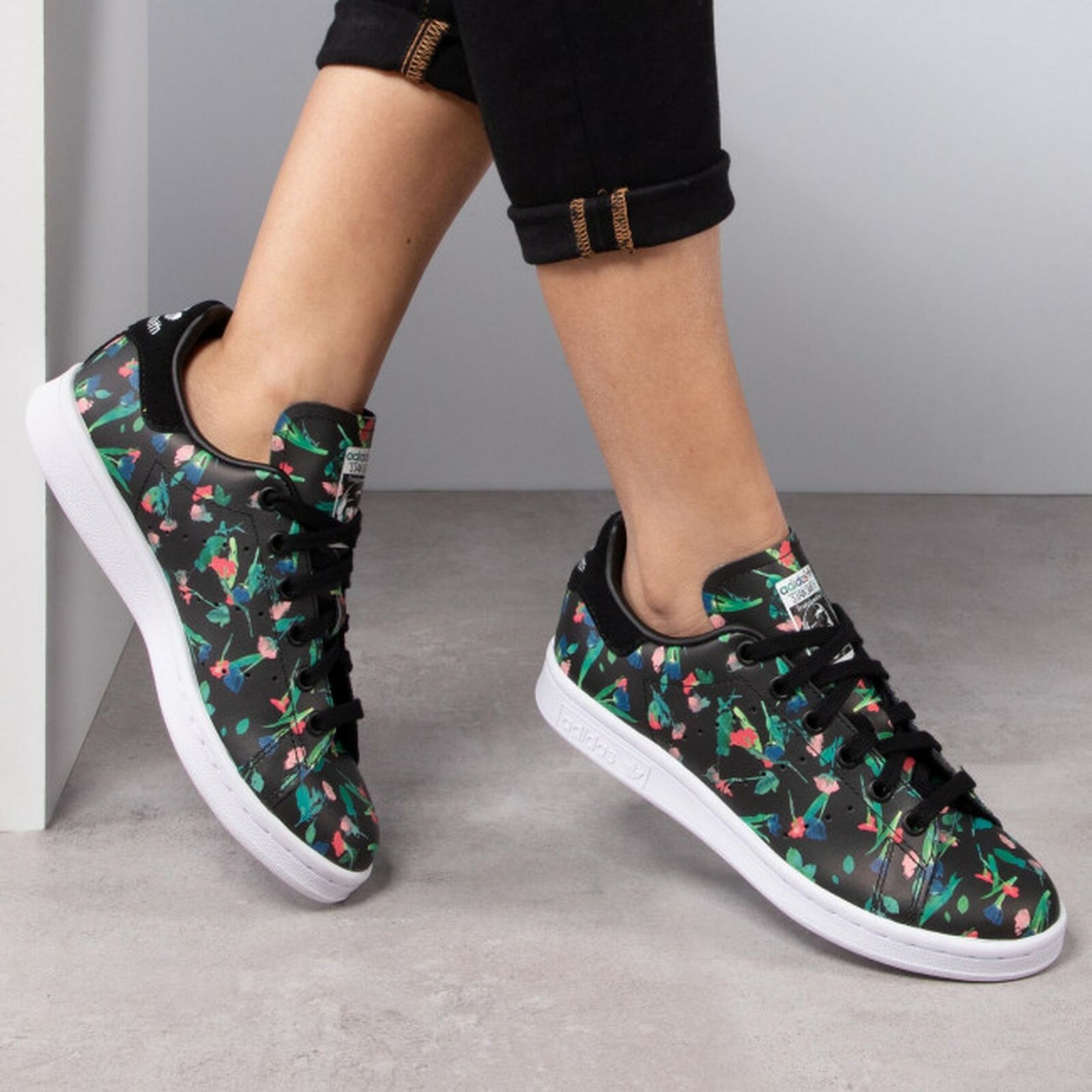 Adidas ORIGINALS STAN SMITH FLORAL 