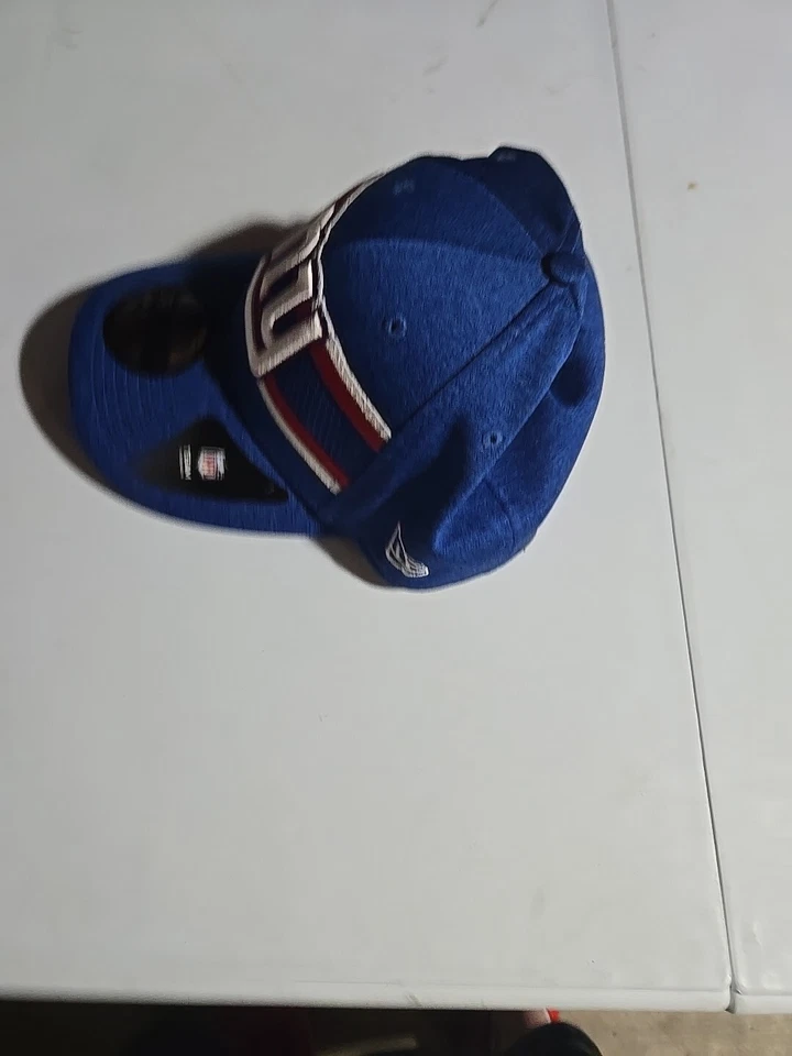 NUEVO CON ETIQUETAS New York Giants New Era On Field Sideline 39THIRTY Gorra Flex M-L Foto 2 de 4