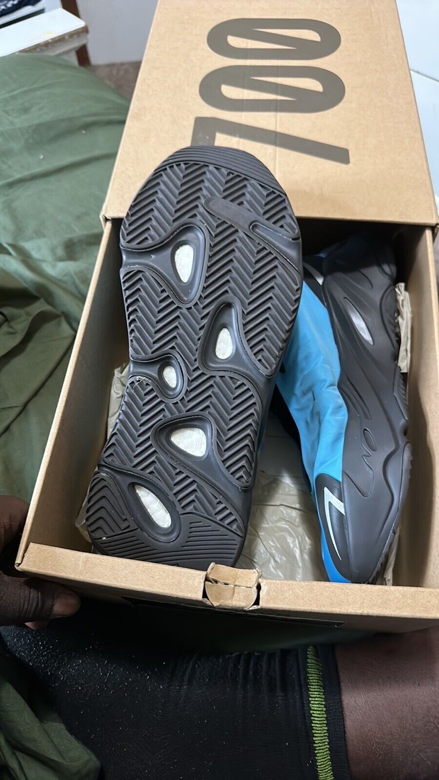 Size 9.5 - adidas Yeezy Boost 700 MNVN Bright Cyan - image 5