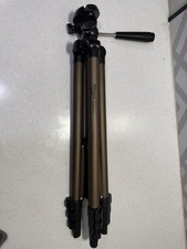 AmazonBasics A2000 Camera Tripod Pan/Tilt Head, Adjustable Foldable Legs, Case