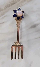 Vtg Enamel Floral Design Silver Tone  Fork Brooch Pin Jewelry Cloisonne Style