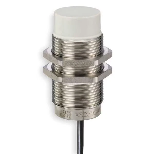 Telemecanique Inductive Proximity Sensor 30mm PNP NO 12-24VDC IP67 2m Cable - Image 2 of 3