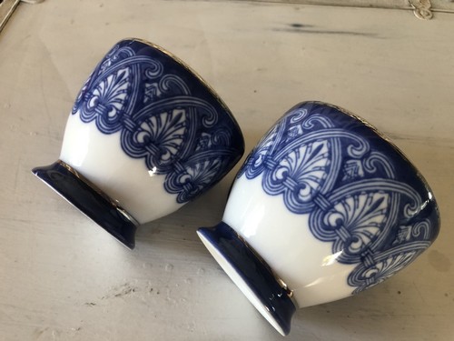 2 Cups Bombay Company Arabesque Tile Cobalt Blue White Platinum VGC - Picture 7 of 8