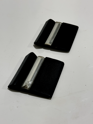 1987-1991 Ford F150 F250 Bronco Body Trim Molding Reg Cab Corner Back Trim Pair - Picture 2 of 6
