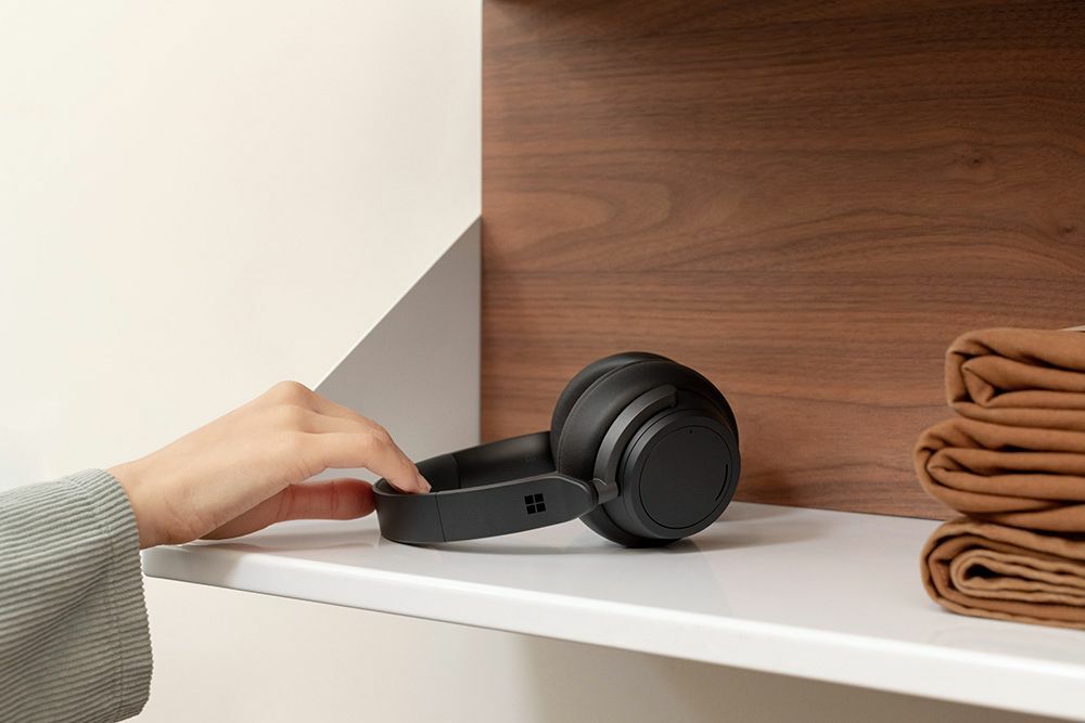 Microsoft Surface Headphones 2 Wireless Noise Cancelling Over-the