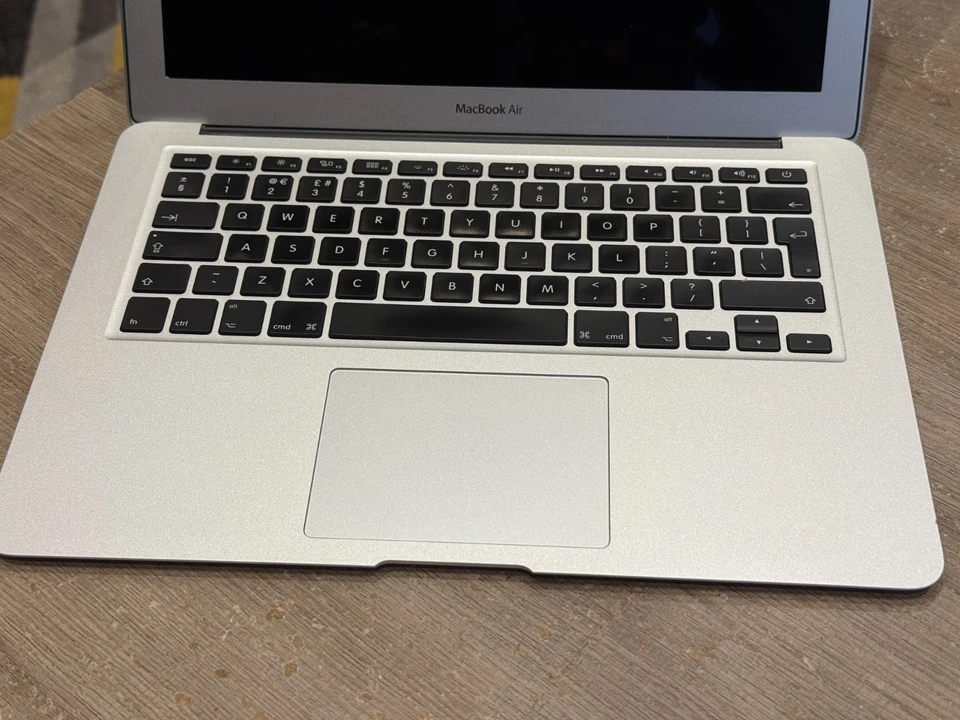 Apple MacBook Air 13" 2013 · i5 · 8GB · 128GB, photo 4 of 5