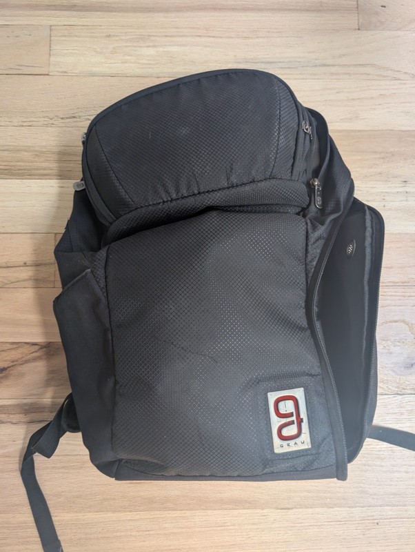 Geau Sport Axiom 2.0 Tennis Backpack - Black