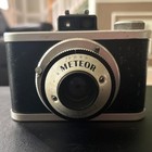 Vintage METEOR Camera by Universal Camera Corporation with Case and Instructions — photo 3