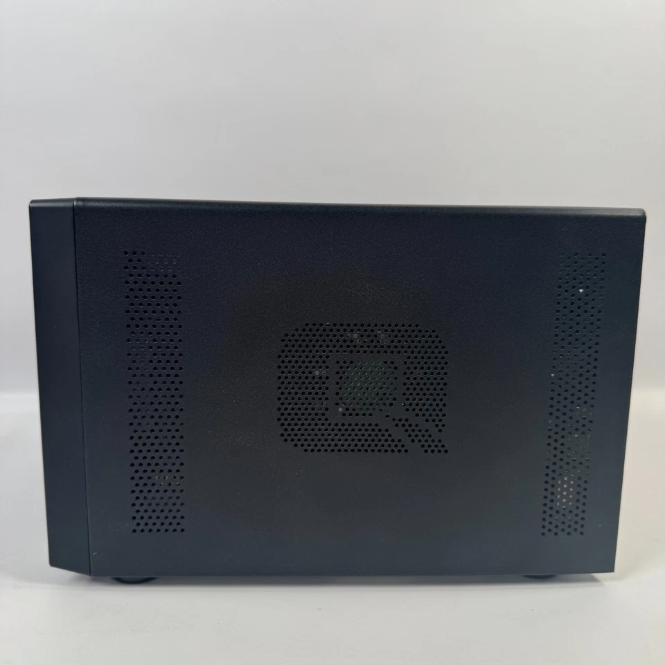 QNAP TS-473 (AMD RX-421ND 2.1-3.4GHz) 4 Slots *NO HDD* - Image 4 of 4