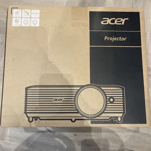 Acer X118H Small/Medium Home or Office DLP  3D HDMI Projector P1E3