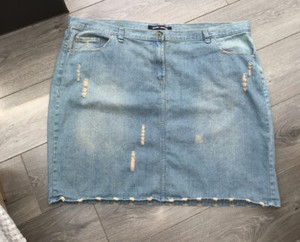 UK 26 Evans East Coast Denim Skirt knee 