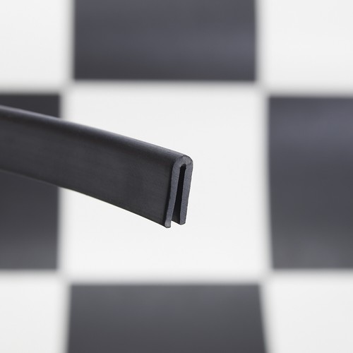 Black Rubber U Channel Edging Trim Seal 13mm x 4mm Grips 1mm 2mm eBay