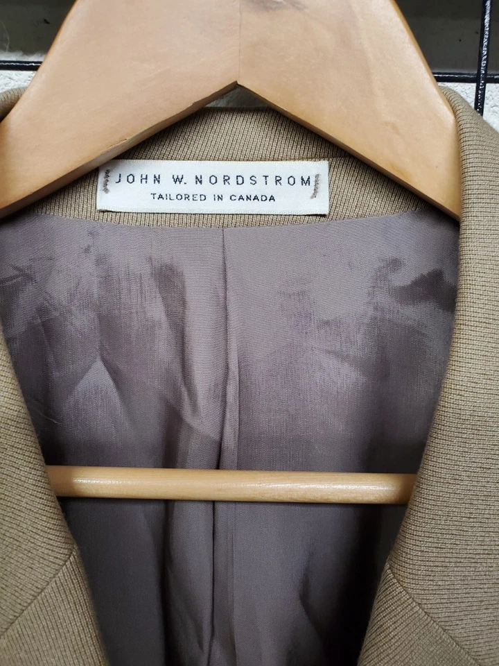 Blazer Abrigo Deportivo Nordstrom Para Hombres Chaqueta Informal de Tres Botones 48L Trajes Tostados Foto 3 de 4