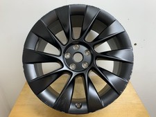1 x TESLA MODEL Y 20