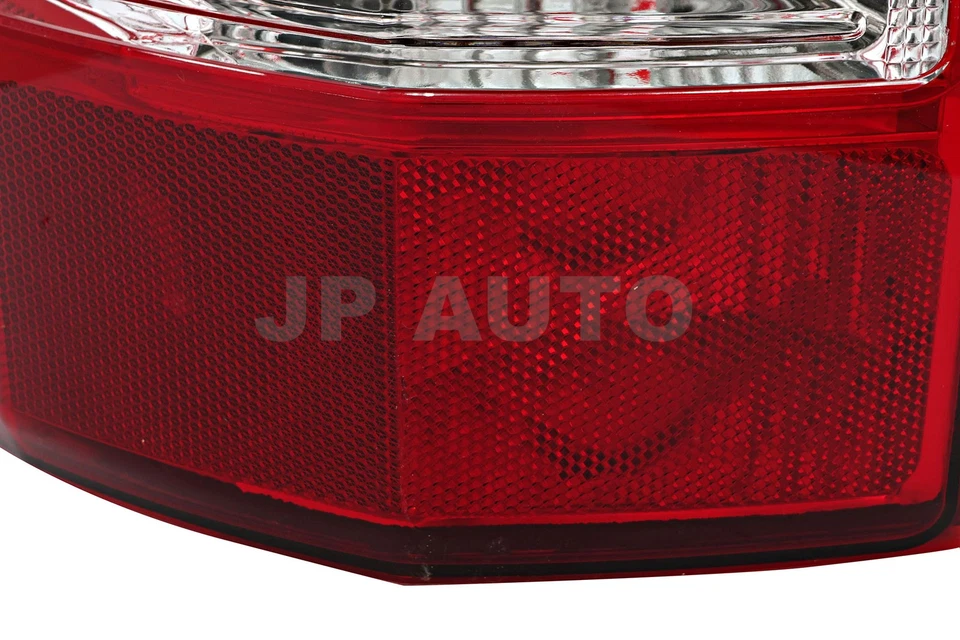 Luz trasera lado izquierdo conductor Jeep Liberty 2008-2012 Foto 4 de 4