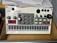 Korg Volca Sample Digital Sample Sequencer (F...