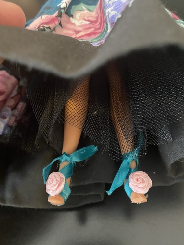 VTG 1987 Mattel Barbie Doll 12.5” Laced Green Floral Outfit Big Hat Embroidered - Picture 5 of 9