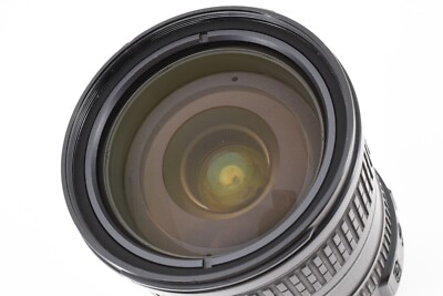 Nikon AF-S DX VR Zoom-Nikkor 18-200mm f/3.5-5.6G IF-ED [Exc+++