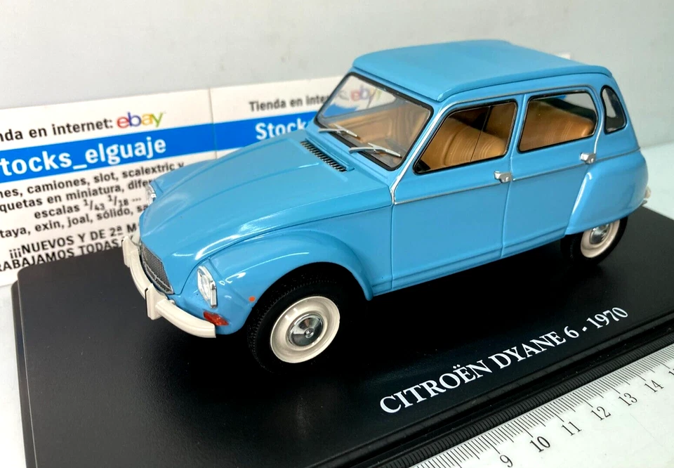 HACHETTE 1/24 DIECAST CITROEN DYANE 6 1970 AZUL CON VITRINA TAPA DURA - Imagen 2 de 4