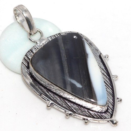 Colgante de joyería de ópalo azul Owhyee enchapado en plata 925 hecho a mano tamaño 2,3" GW