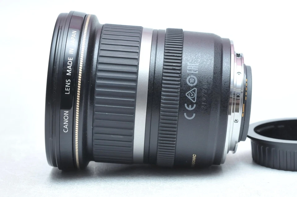 Canon EF-S 10-22mm f/3.5-4.5 Super Wide Zoom USM Lens for Rebel Digital - Image 3 of 4