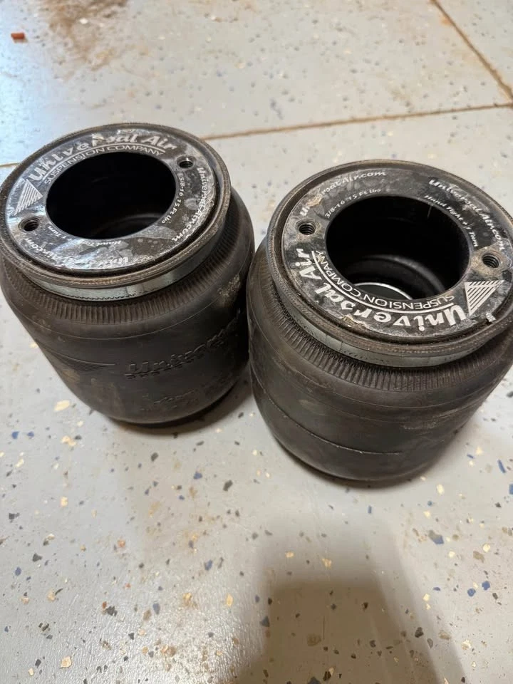 2 bolsas de puntal Aero Sport de 1/4" NPT bolsa de puerto sobre puntal para puntales y bobinas OEM Foto 2 de 3