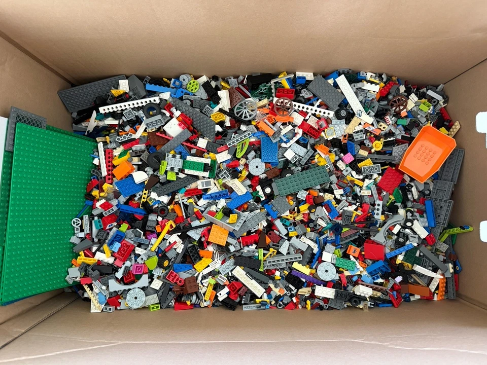 Lego ~17.5 kg Konvolut Star Wars, Fantasy, Power Miners (9525, 9499, 7094, 5984) - Bild 2 von 4