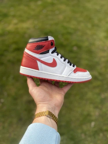 JORDAN 1 HIGH 'HERITAGE' UK 5 5