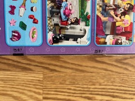 LEGO Friends: Heartlake Cupcake Cafe 41119 - sealed new in box, box damaged