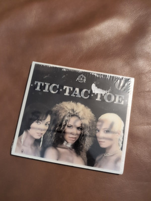 Spiegel (2005) Tic Tac Toe CD