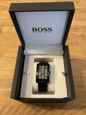 Hugo Boss Herren Armbanduhr rechteckig (2,9cmx4,5cm) in schwarz