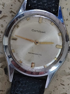 Rare Vintage CORTEBERT Antimagnetic 15 Jewels Cal 697 Swiss Used Case NOS Muros