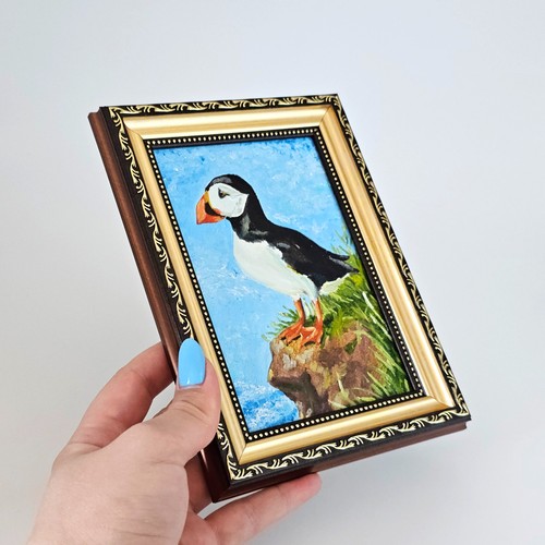 Original Oil Painting Atlantic Puffin Iceland Coastal Bird Art 4x6 inch Framed - Picture 3 of 14