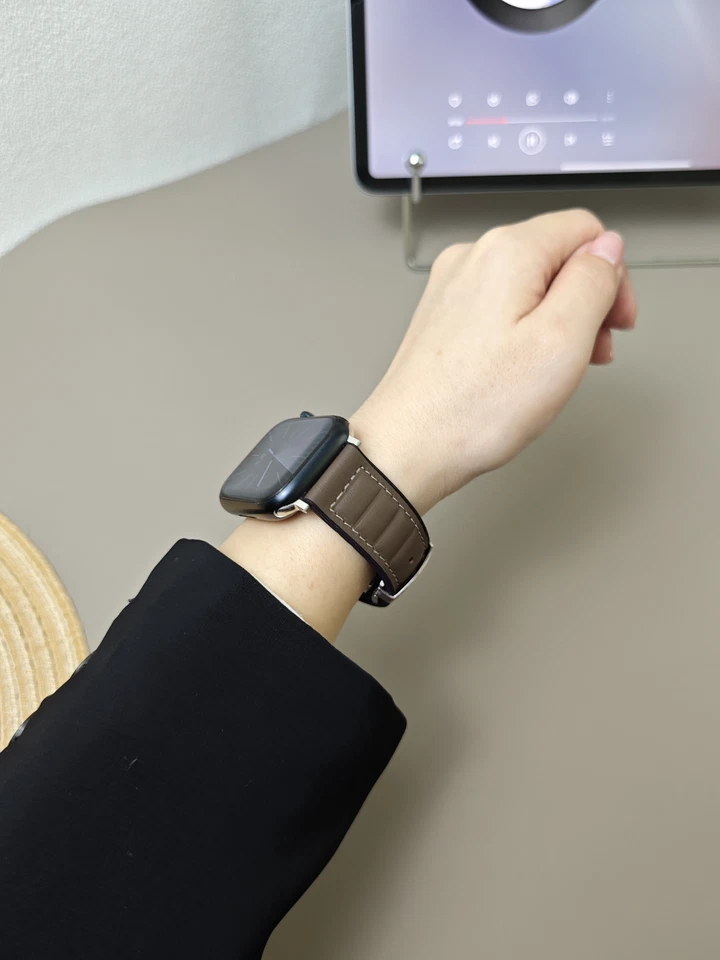 Leather strap For Apple watch band 49 45 44 40mm iWatch ultra series 8 7 6 5 4SE - Image 4 of 4