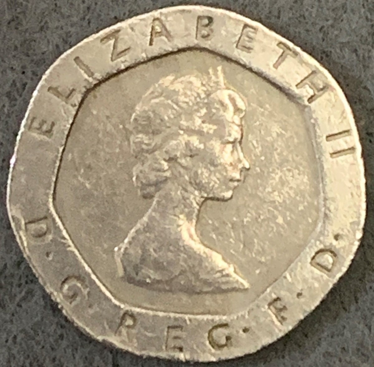 1982 Elizabeth II DG REG FD 20 Pence rare Coin | eBay