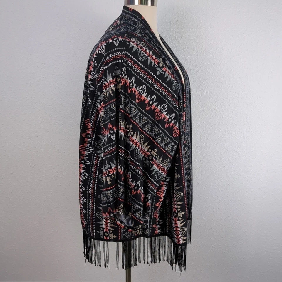 Suéter Cárdigan French Laundry Frente Abierto 3X Negro Azteca Flecos Dobladillo Foto 4 de 4