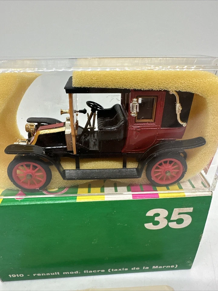 Coche Modelo RIO Renault 1910 Fiacre Escala 1:43 Rojo Negro Hecho en Italia Nº 35 Foto 3 de 4