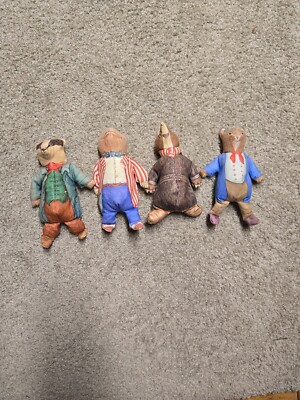 Vintage The Toy Works Bean Bag Plush Wind in the Willow Mr. Badger 1981 Lot of 4