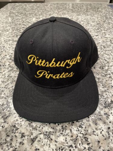 Vintage New Era Pittsburgh Pirates Spell Out Snap… - image 1