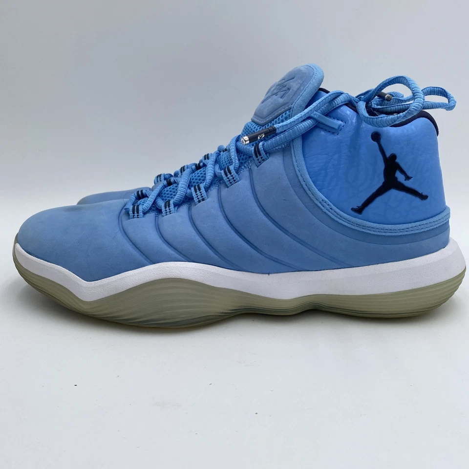 Talla 9.5 - Jordan Super Fly 2017 UNC Usado Foto 4 de 4