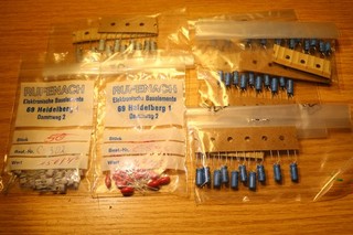 Capacitors Joblot (A045)
