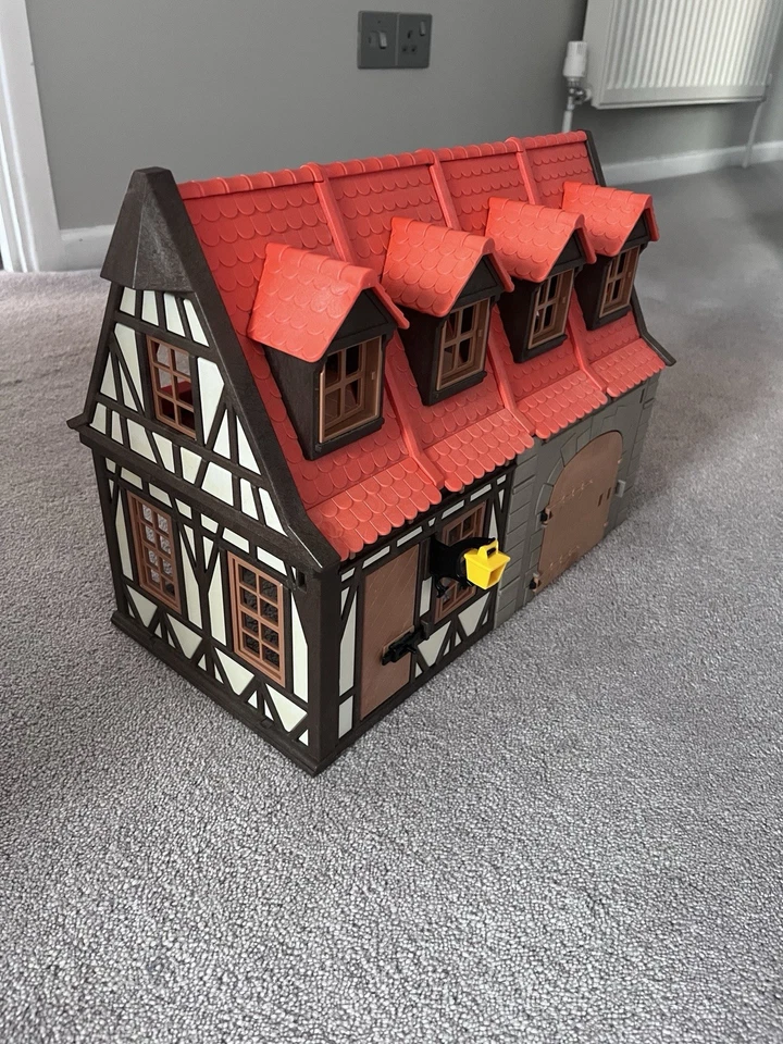 Playmobil 7145 Medieval House with Barn - missing small part (gate lock) - Image 3 of 4