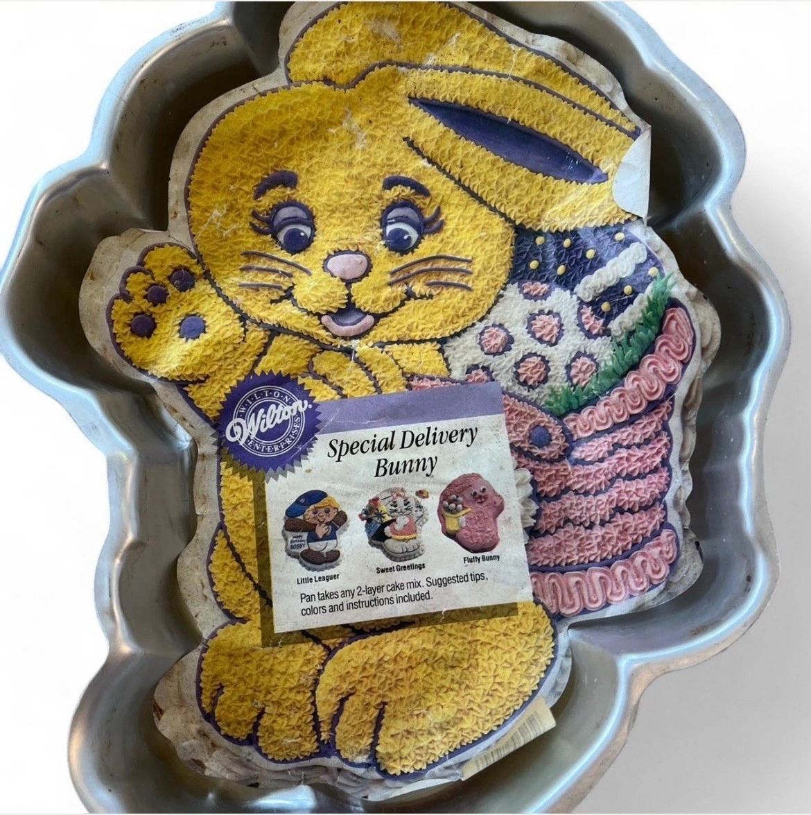 1970s vintage Wilton Bunny Pan baking #bunnypan #bakingmadefun