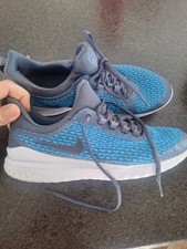 Boys Nike Shoes, Size 7y