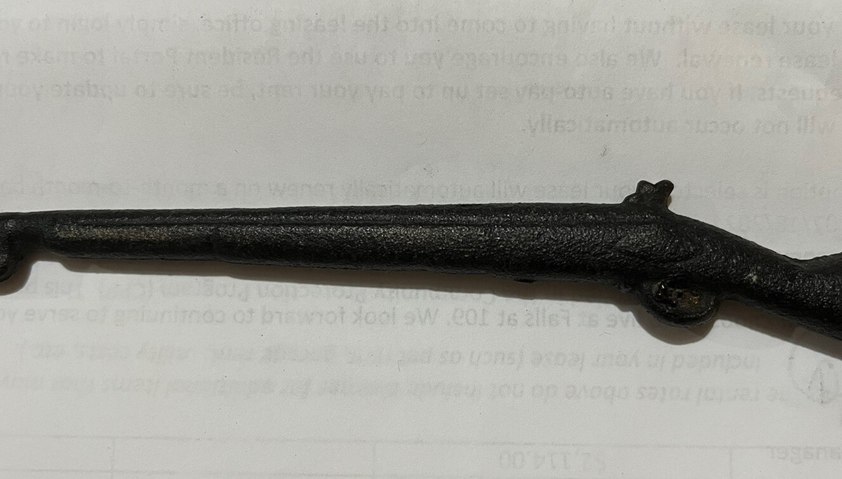 Old Cast Iron Toy Rifle with bayonet 7-8 inches long Musket