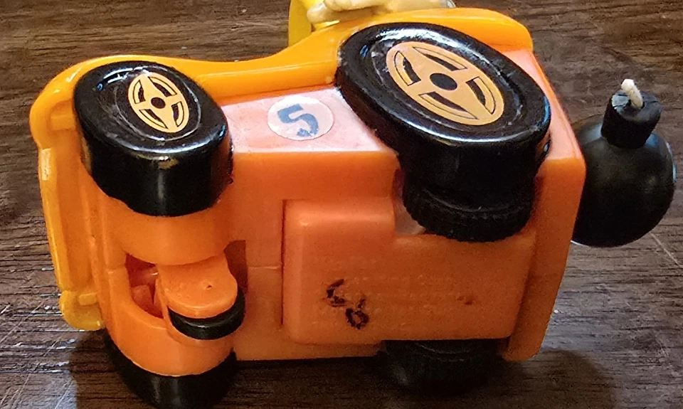 Figura de gato de colección Magilla Gorilla Wacky Orange Race Car Toy 1997 Pull Cord Top Foto 4 de 4