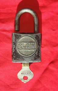 ELGIN Padlock With KEY. 1960s 