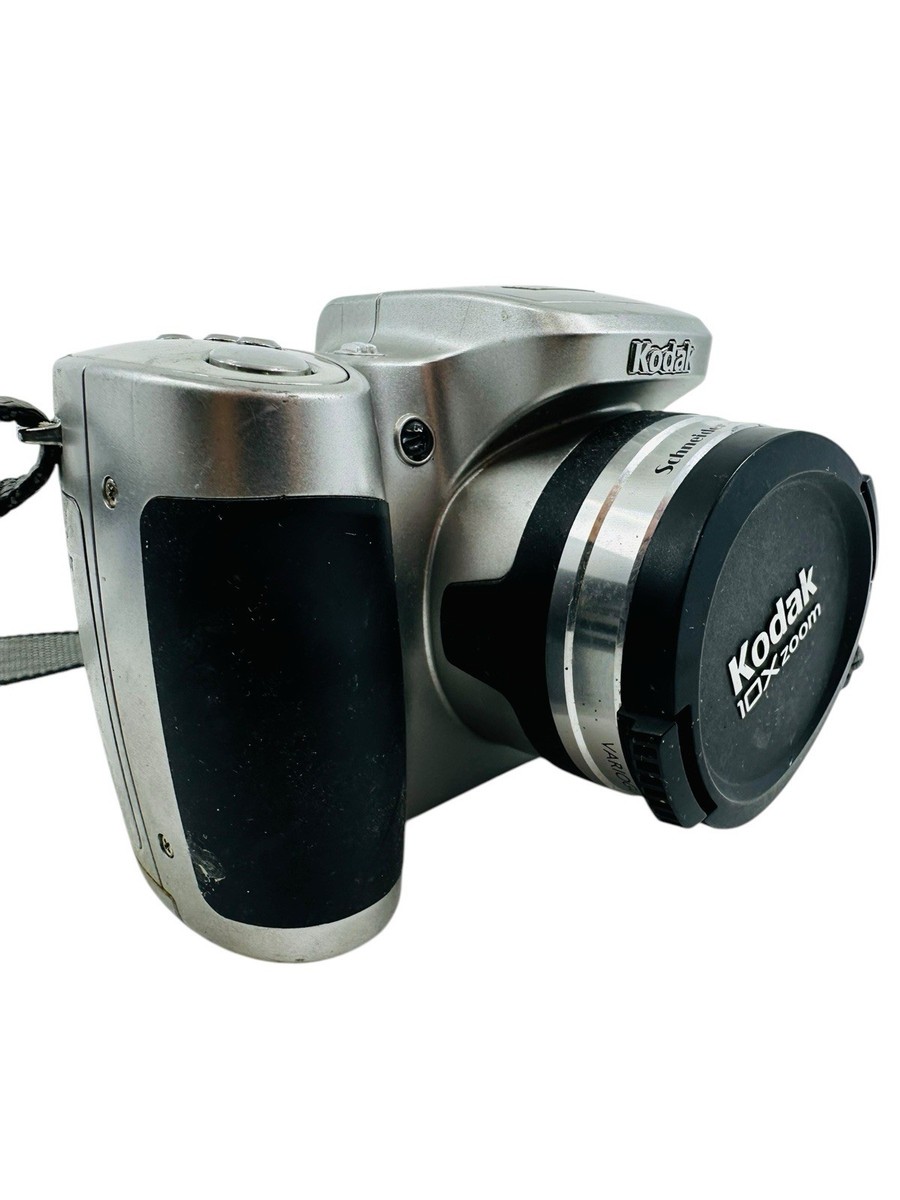 Kodak EasyShare Z710 7.1MP Digital Camera - Silver - Battery